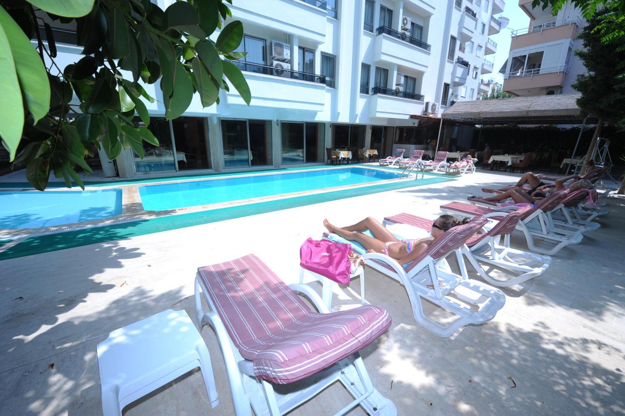 Suite Laguna Otel Antalia Esterno foto